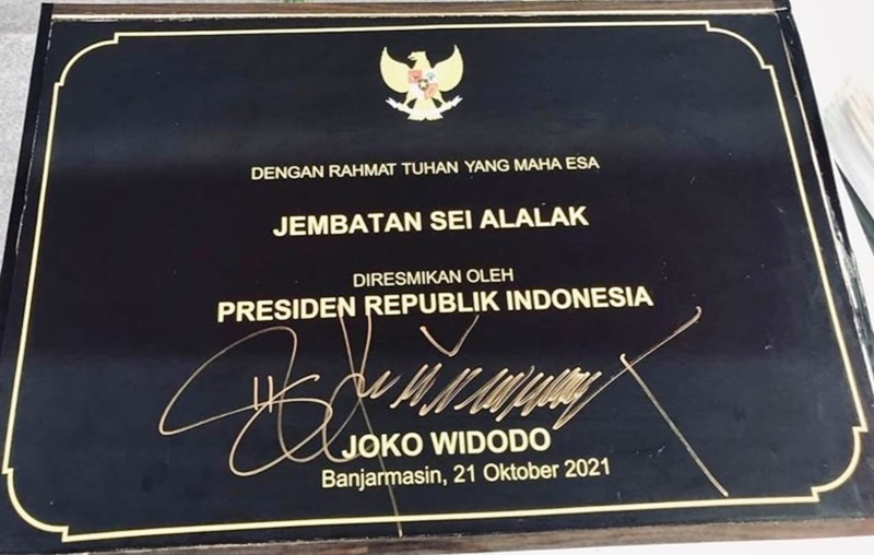 Prasasti Jokowi