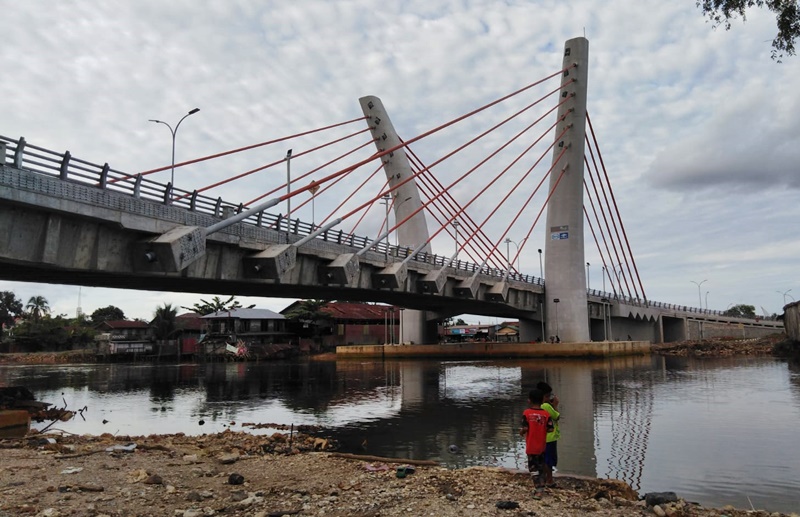 Jembatan Sei Alalak