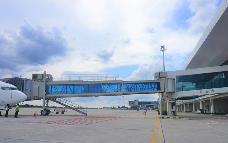 Bandara Internasional Syamsudin Noor