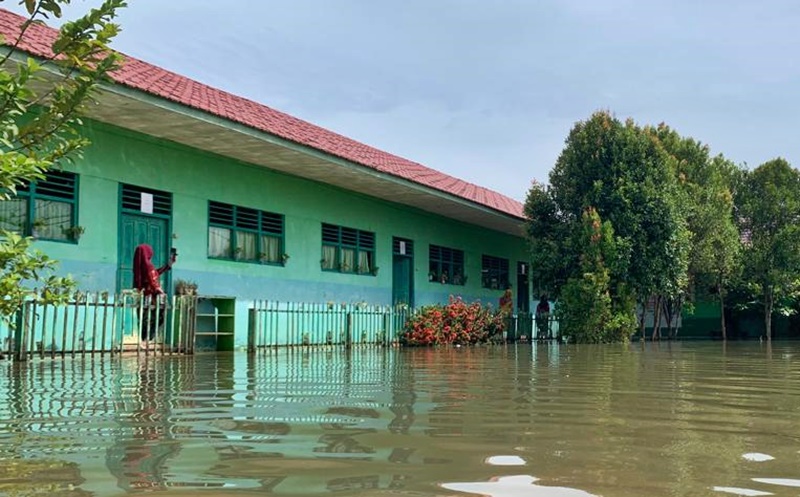 Sekolah banjir