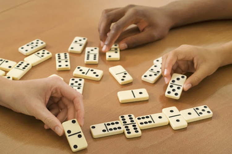 Ilustrasi permainan domino