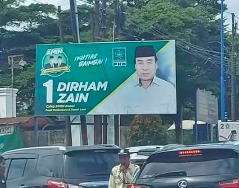 Baliho Dirham Zain
